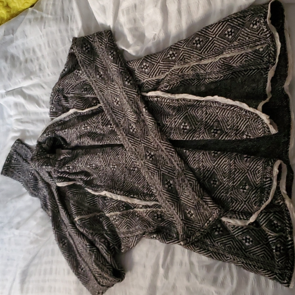 Cardigan sweater